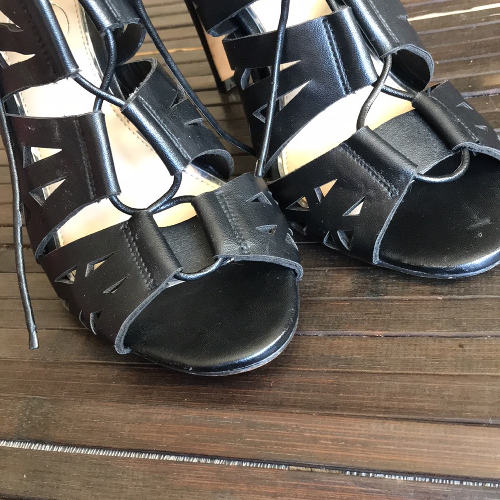 {$15 BUNDLED} JESSICA SIMPSON Black Faux Leather Open Toe Heels - Picture 10 of 12
